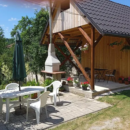 Kuca Za Odmor Lesnica Chaletu *