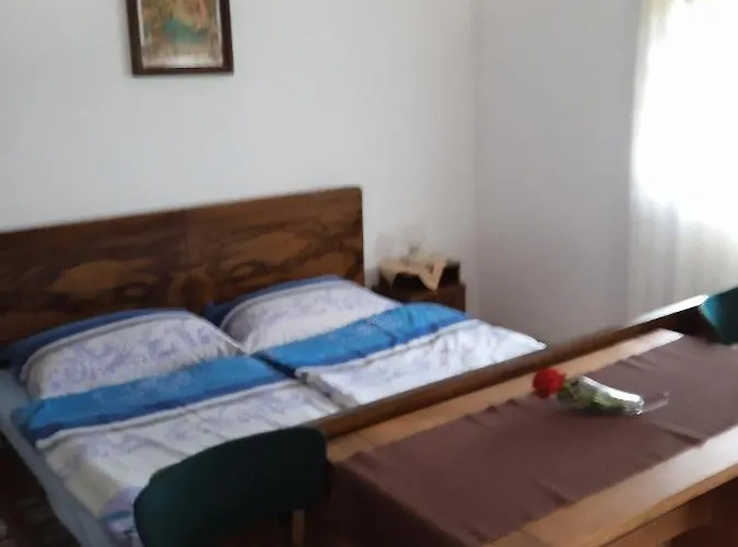 Kuca Za Odmor Lesnica * Brod na Kupi